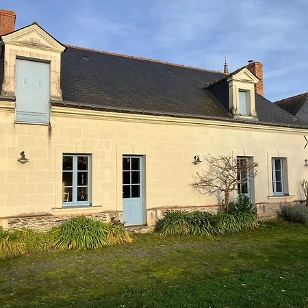 Charmant Studio Dans Une Longere La Menitré Exterior foto